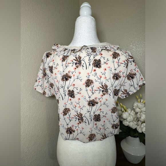 Floral top sizeL - Picture 12 of 13